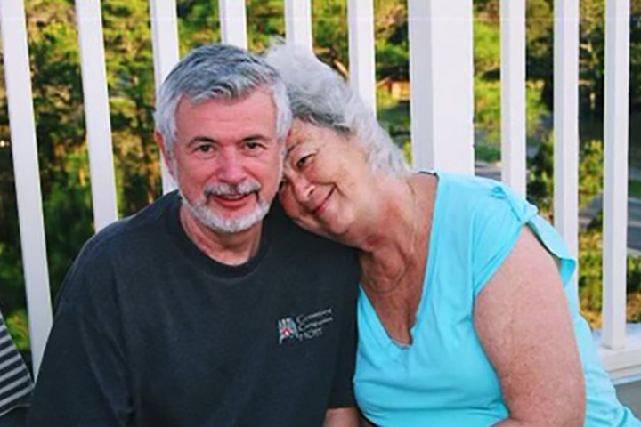 pancreatic cancer survivor Sharon Simone and her husband