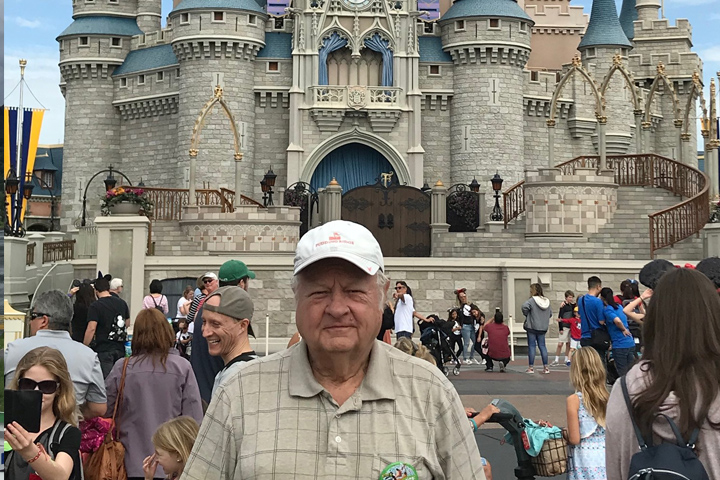 Earl Groce pancreatic cancer patient at Disney World