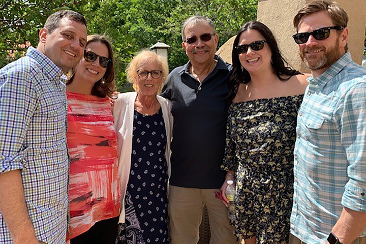 long-term pancreatic cancer survivor Joel Evans and family