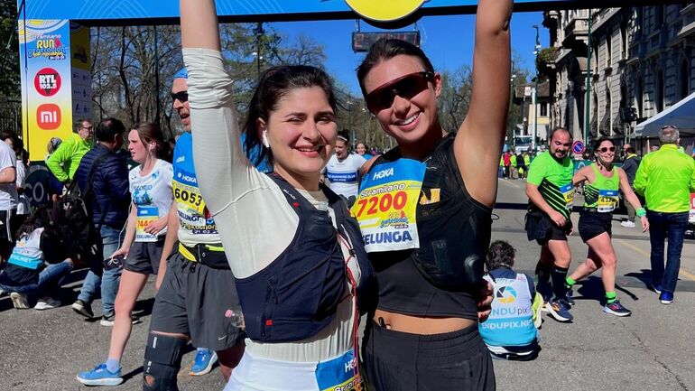 ludovica and maddy racing