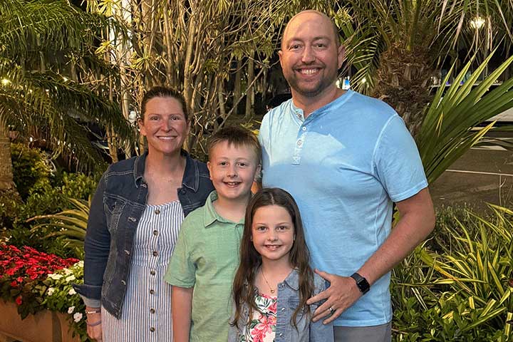 long-term survivor Ryan Dwars and his family